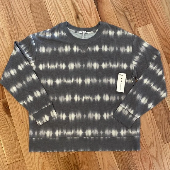 29. Three Dots Tie Dye Crewneck $128 MSRP NWT - Picture 3 of 5